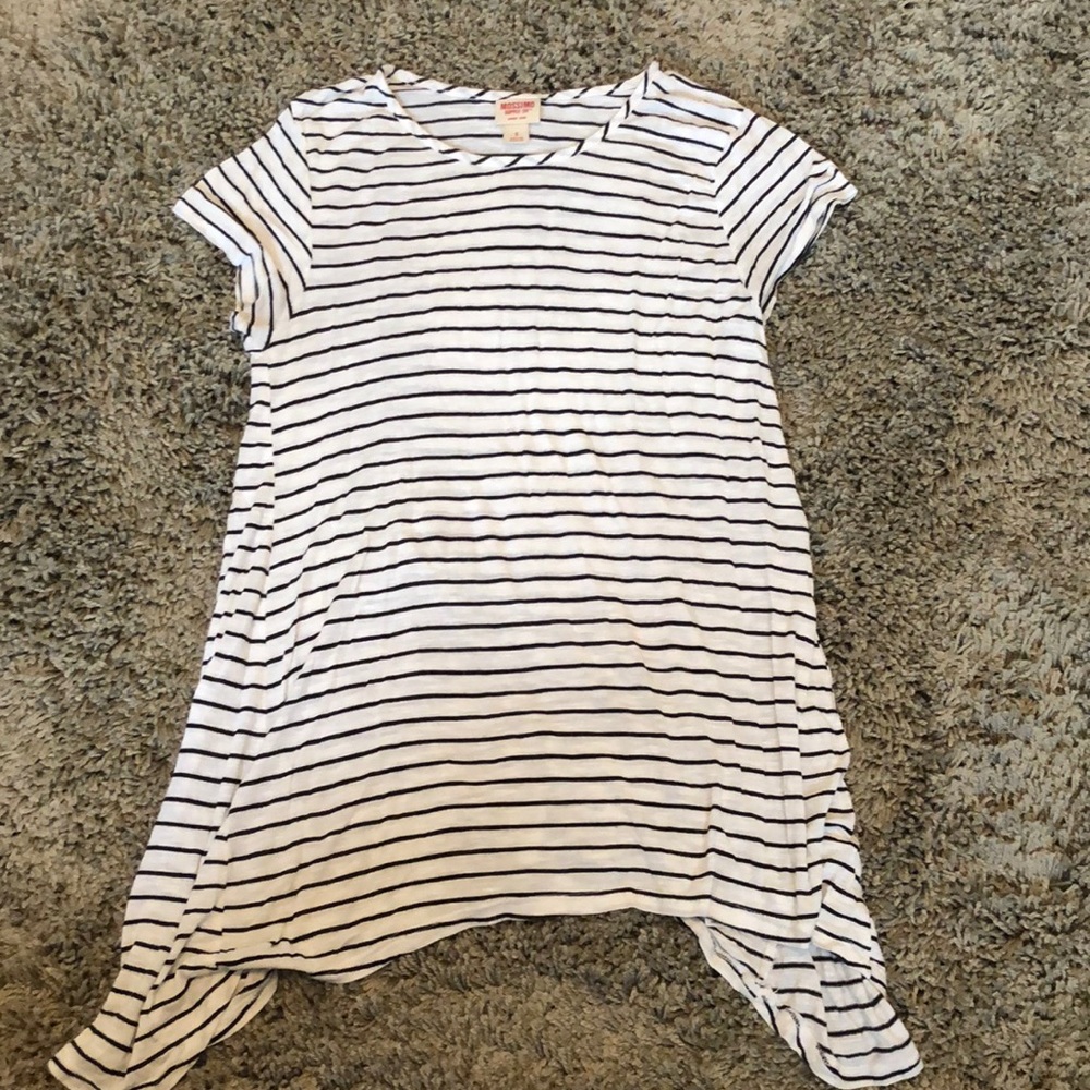 Mossimo, Black and white stripped tunic top